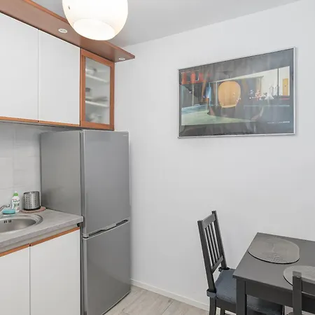 Center Widok 24 By Nyx