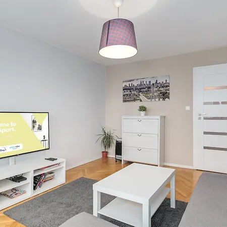 Center Widok 24 By Nyx